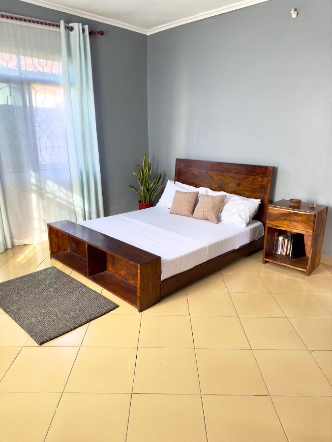 Sally'S Home-Near Jnia Airport Dar es Salaam Exterior photo